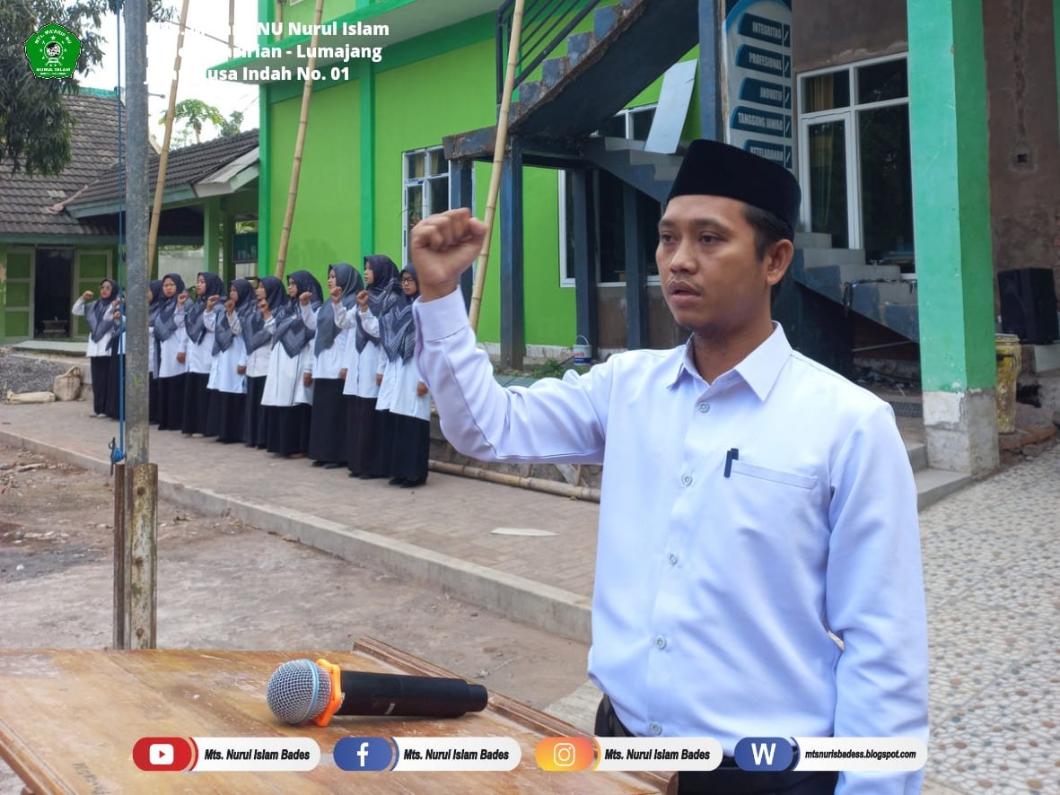 Akhlak itu penting! Upacara Rutin Hari Senin